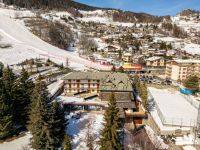 Attivit&agrave; / Licenza in vendita a Torgnon(AO)