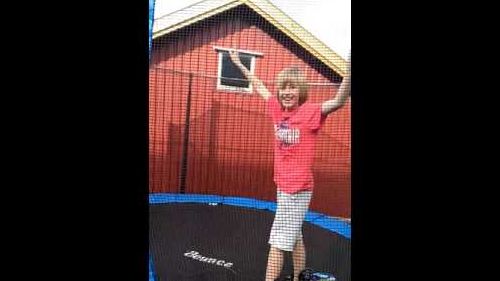 Trampoline snowboard challeng