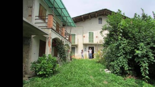 Snowplanet snowboard crash