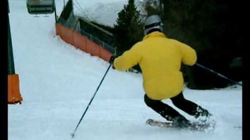 Sci - serpentina su neve primaverile