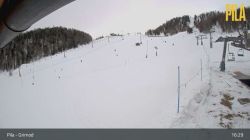 Partenza della seggiovia Couis 2, vista su Grimod 2157 m.