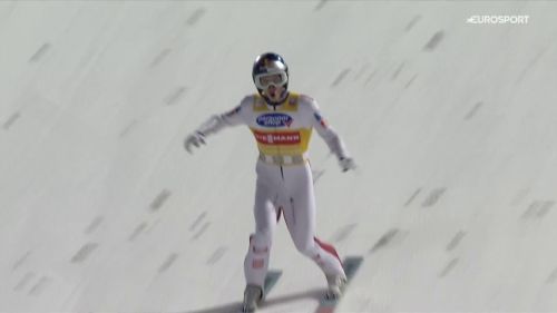 Daniel tschofenig vince gara e tournée: rivedi il salto decisivo a bischofshofen