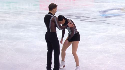 Guignard-fabbri a un passo dalla medaglia! coppia azzurra fuori dal podio per 0,65 centesimi: rivivi l'esercizio