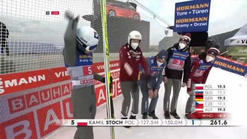 Stoch ipoteca la tournée dei 4 trampolini a innsbruck. il polacco è uno spettacolo