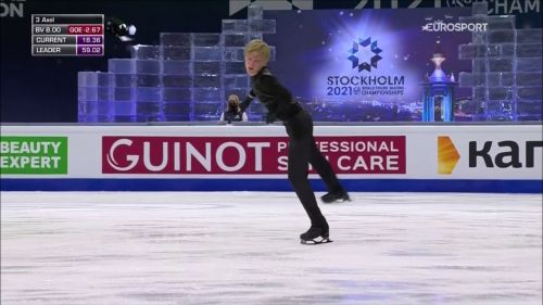 Daniel grassl pasticcia sull'axel: è 15°