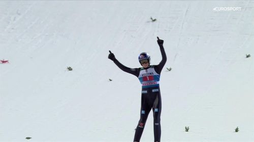 Tourneé dei quattro trampolini - 'salto pressoché perfetto': andreas wellinger manda oberstdorf in estasi