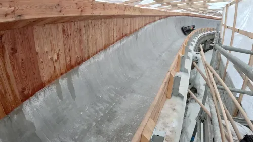 Olimpiadi Milano-Cortina 2026 - Ecco il budello olimpico! I test nella casa di bob, slittino e skeleton