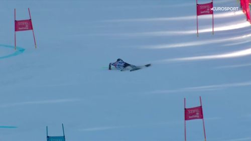 Alice robinson cade nella 1ª manche: coppa di gigante alla portata di brignone