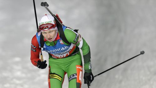 Darya Domracheva domina la sprint di Oberhof. Dorothea Wierer nona