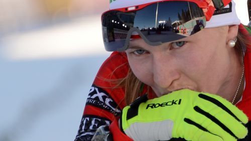 A Kontiolahti vincono Domracheva e Alenishko. A Östersund Larsson e Jonsson