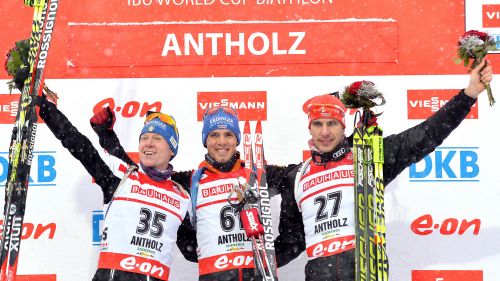 Incredibile ad Anterselva. Lukas Hofer e Simon Schempp vincono ex aequo, tempo aggiustato dopo il traguardo!