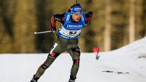Un Simon Schempp chirurgico vince il duello con Martin Fourcade nell'inseguimento