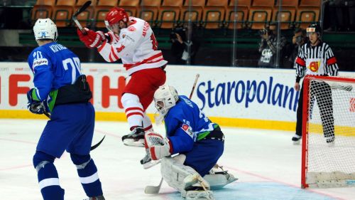 Slovenia vs. poland - 2016 iihf ice hockey world championship division i group a