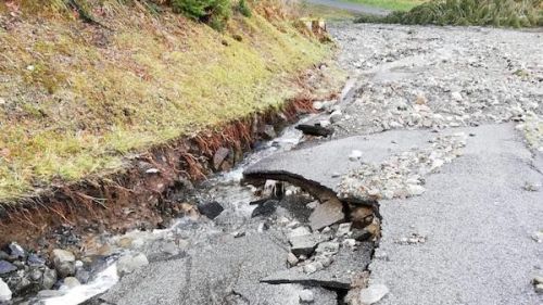 Il maltempo dei giorni scorsi ha colpito anche la zona di Forni Avoltri: tutte le foto esclusive che testimoniano la devastazione nella zona della Carnia Arena