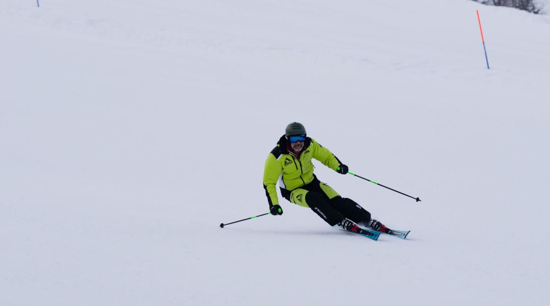 Andrea Gerosa al test di Atomic Redster X9RS Revoshock S (2026)