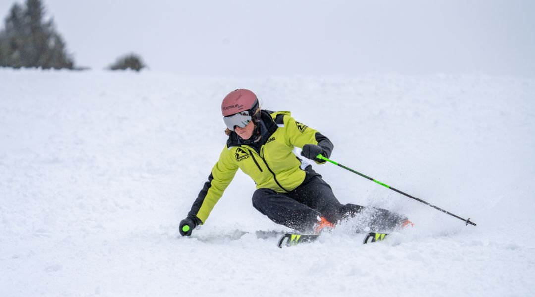 Valeria Poncet al test di Fischer RC4 Worldcup SC Woman (2025)