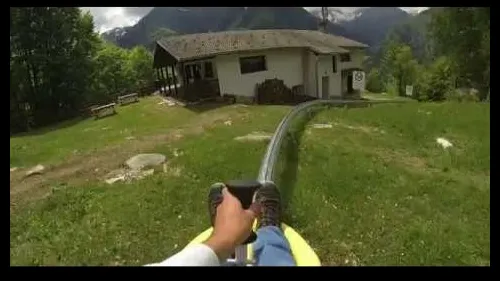 Pendenze mozzafiato e curve spettacolari sul Fun Bob più adrenalinico dEuropa!