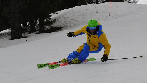 Alex Favaro al test di Volkl Racetiger GS Pro Uvo 3D (2019)